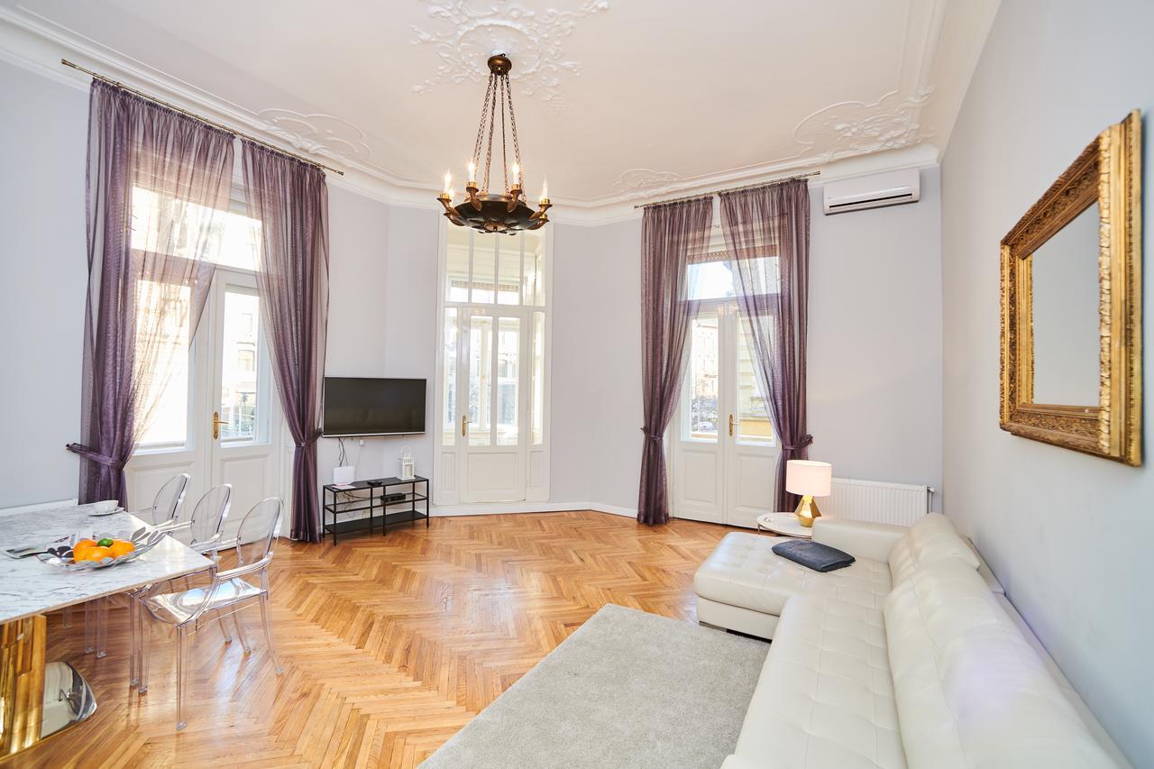 New York Palace View Apartment Budapest Exterior photo