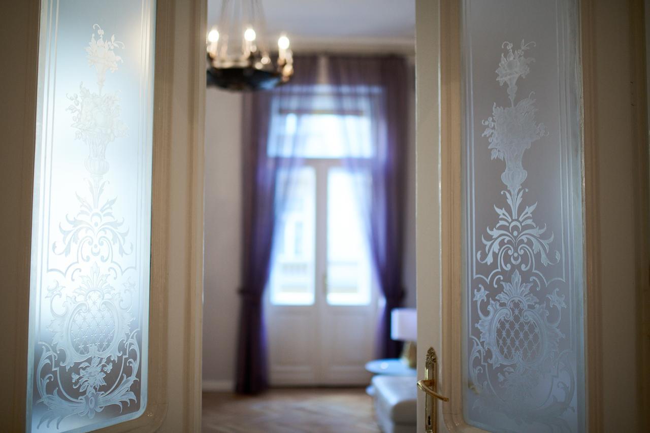 New York Palace View Apartment Budapest Exterior photo