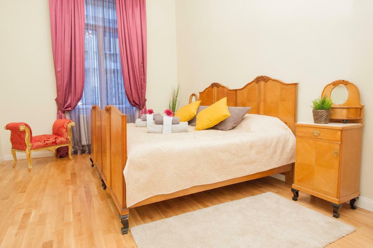 New York Palace View Apartment Budapest Exterior photo