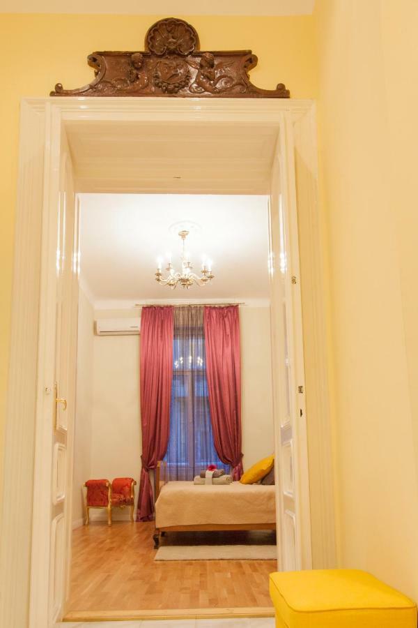 New York Palace View Apartment Budapest Exterior photo